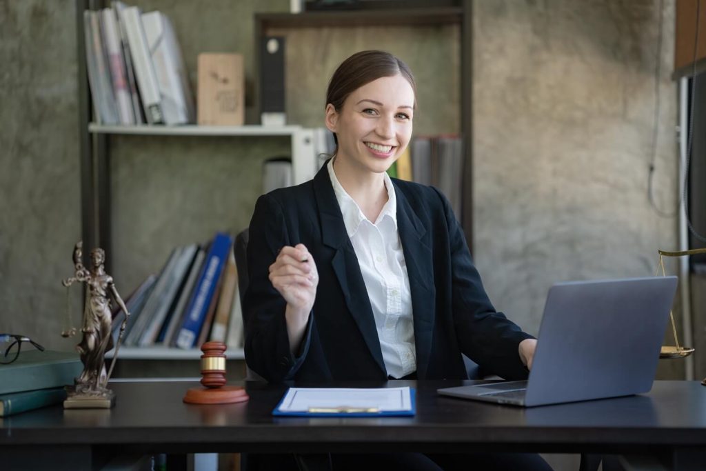 getting a cheap divorce with lawyer
